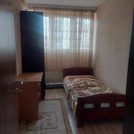 Hana'S Luxury Apartment Skopje Luaran gambar